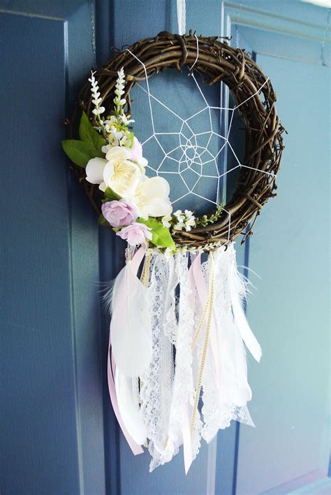 15 Colorful Handmade Summer Wreath Ideas To Refresh Your Front Door