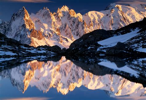 배경 화면 경치 산들 호수 자연 반사 겨울 얼음 눈 덮인 피크 황야 알프스 산맥 시즌 산악 지형 지질