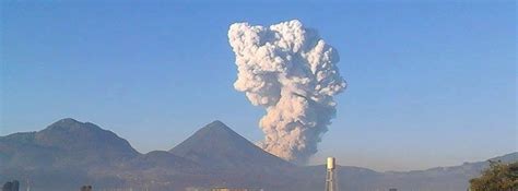 Santa Maria Eruption Creates Pyroclastic Flows Ash To 6 Km Asl