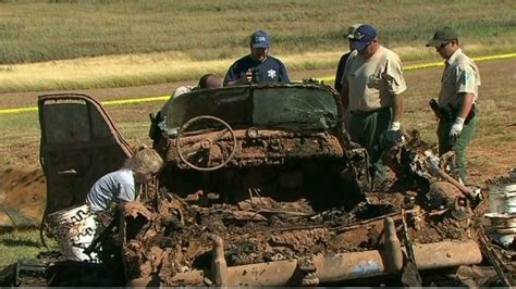 Divers Discover Two Old Cars With Six Bodies In Them In Oklahoma Lake