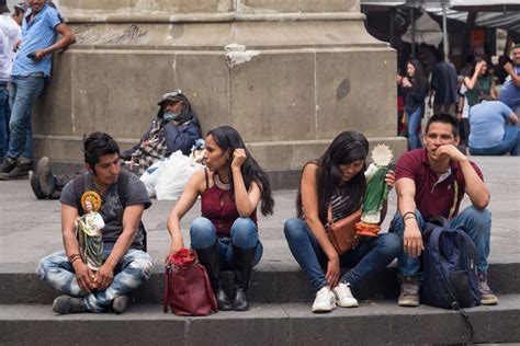 En México Es Que 1 De Cada 2 Jóvenes Viven En Situación De Pobreza