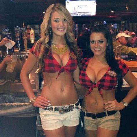 The Busty Waitrons Of Twin Peaks Restaurants Pics Picture Izismile Com