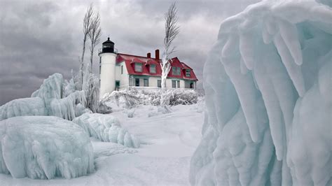 Lighthouse In Winter Hd Wallpaper Background Image 1920x1080