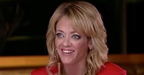 Why Did Lisa Robin Kelly Leave That 70s Show Details