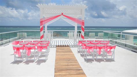 Find ideal locations and accommodations all on one website. Azul Beach Resort Riviera Cancun Wedding Packages | DESTIFY