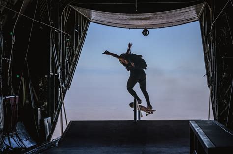 Red Bull Skateboarding Presents Leticia Bufoni Sky Grind True