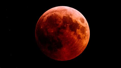 Lunar Eclipse How To See The 2019 Super Blood Wolf Moon Eclipse