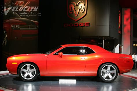 2006 Dodge Challenger Pictures