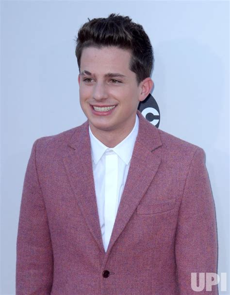 Photo Charlie Puth Attends The 43rd Annual American Music Awards In Los Angeles