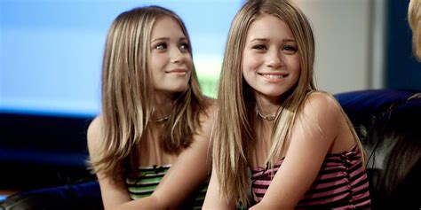 Who Or What Is A Miley Cyrus With Images Olsen Twins Mary Kate