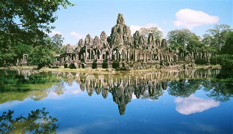 Bayon Temple Visit Khmer Temple In Cambodia Southeast Asia Travel