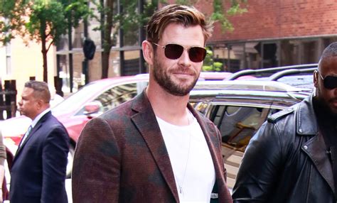 Chris Hemsworth Shows You How To Rock The Perfect Suit Without A Dress