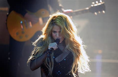 Shakira E Kylie Minogue Sale La Temperatura Agli Echo Music Awards Di Berlino Photogallery