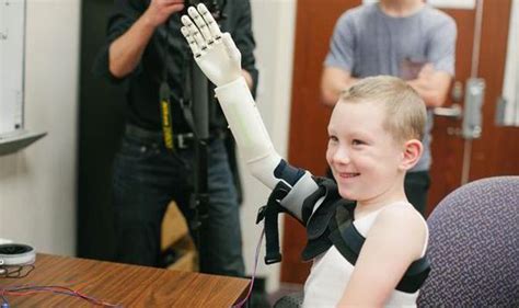 Child Gets Given 3d Printed Prosthetic Arm Life Life And Style