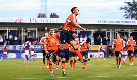 Founded in 1885, it is nicknamed the hatters and affiliated to the bedfordshire county football association. Top Five Facts About Luton Town FC - 1ST Airport Taxis