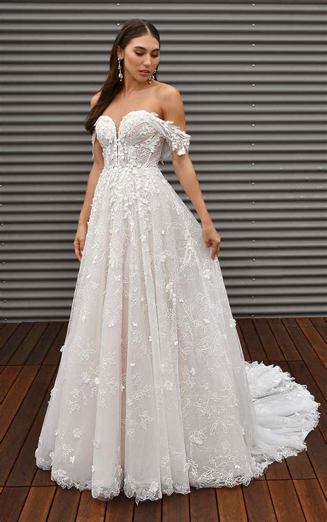 Elegant Lace Sweetheart Wedding Dress With Off The Shoulder Straps Kleinfeld Bridal