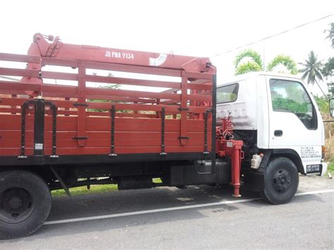 Lori kren & skylift serendah rm200. LORI KREN DAN SKYLIFT