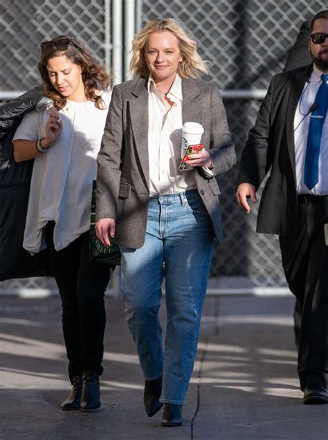 Elisabeth Moss In A Blue Jeans Arrives At Jimmy Kimmel Live In Los