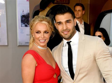 britney spears and sam asghari are engaged see the gorgeous ring iheart