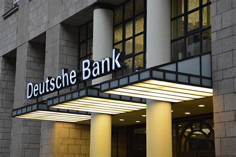 Hier findest du alle filialen von deutsche bank in düsseldorf. DEUTSCHE BANK - Duesseldorf, Deutschland ...
