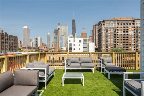 32 Best Airbnb Vacation Rentals In Downtown Chicago Trip101