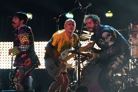 Les Red Hot Chili Peppers Cèdent Leur Catalogue Pour 140 Millions De
