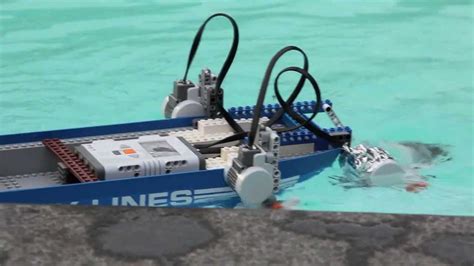 Lego City Lines Boat With Nxt Mindstorms Robot Engineering Youtube