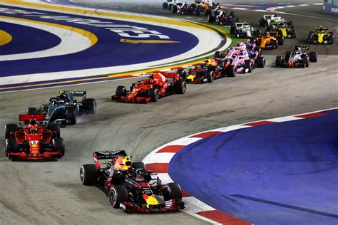 Hamilton Extends Title Lead After Tactical Singapore Gp Win Vettel
