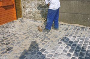 Köper du via en stenåterförsäljare och det handlar. Foga marksten - Ekonomiskt och starkt ljus för hemmet