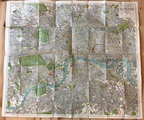 Bacons New Shilling Map Of London And Illustrated Guide Circa 1890