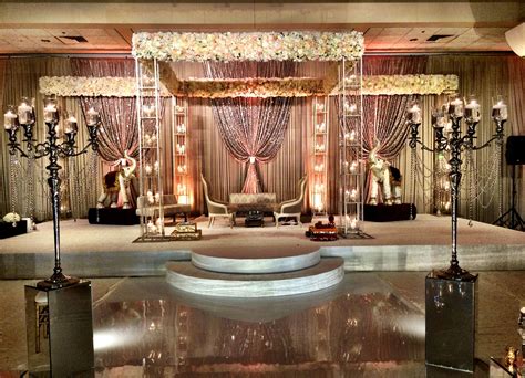 Indoor Grand Indian Wedding Decorations