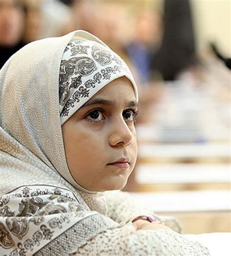 عکس دختر بچه ایرانی با حجاب تــــــــوپ تـــــــــاپ
