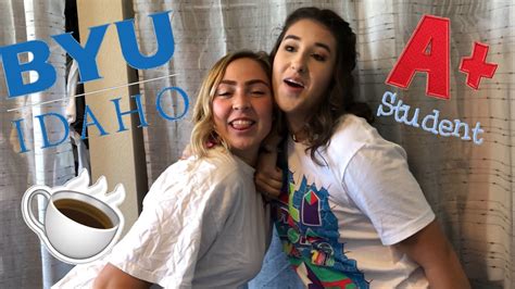 College Dorm Tour Living W Her Bff Youtube