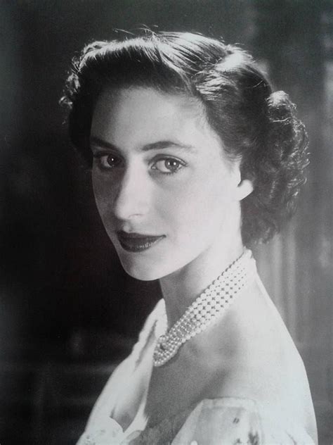 Princess Margaret St Birthday Photo By Cecil Beaton Elizabeth Ii Babe Reine Elizabeth