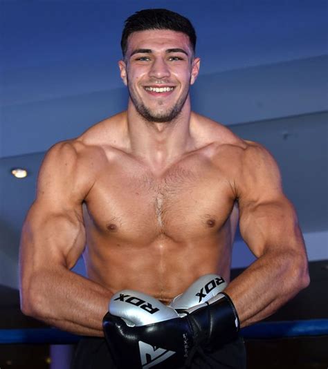 Love Island 2019 Tommy Fury Weight And Height Revealed How Does He
