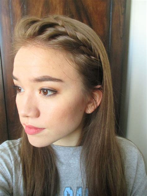 5 Cute And Easy Bobby Pin Hairstyles Using Fewer Than 5 Bobby Pins