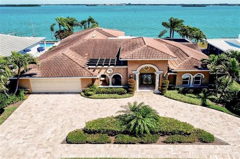 879 Harbor Is Clearwater Fl 33767