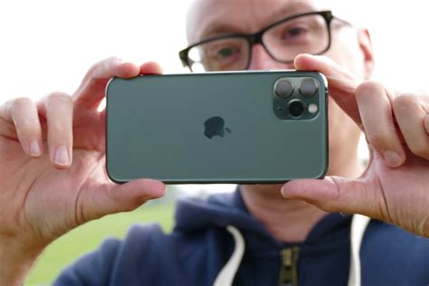 The design of the 11 pro is almost identical to the iphone xs, including the use of stainless steel on the sides with glass across the back. Apple iPhone 11 Pro Camera Guide: Take Better Photos with ...