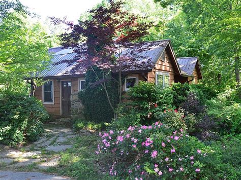 Blue ridge dining asheville • blue ridge dining at the grove park inn resort & spa asheville •. 172 Gashes Creek Rd, Asheville, NC 28805 | North carolina ...