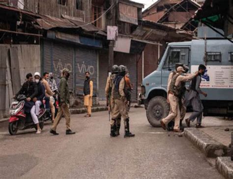 Indian Police Arrest 10 Kashmiri People On False Charges Pakistan Observer