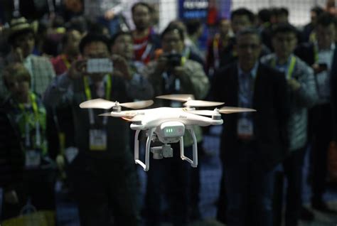 new law would give federal government the right to shoot down private drones inside u s