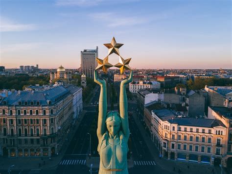 Mar 25, 2020 · letonia tiene 7 representantes en el comité económico y social europeo. 6 lugares que visitar en Riga, la capital de Letonia - Mi ...