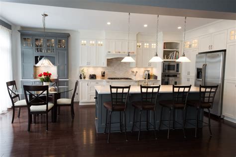 Grey kitchens are increasingly becoming a more mainstream alternative to cream. Cream and Grey Kitchen - Traditional - Kitchen - Ottawa - by Dyanne Wilson Photography