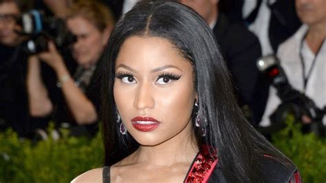 Nicki Minaj Agrees To Pay Tuition Fees For Fans Express And Star