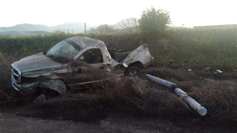 Fallece Hombre Tras Volcar En Su Camioneta Por La Carretera Libre A