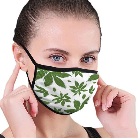 Amazon Com Nynelsong Unisex Mouth Covers Face Shield Polyester Summer Leaves Background Mouth