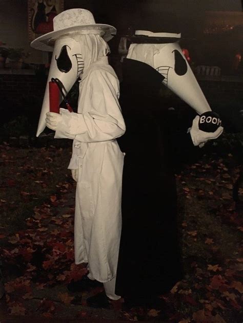 109 couples halloween costumes that are simply fang tastic scary couples halloween costumes