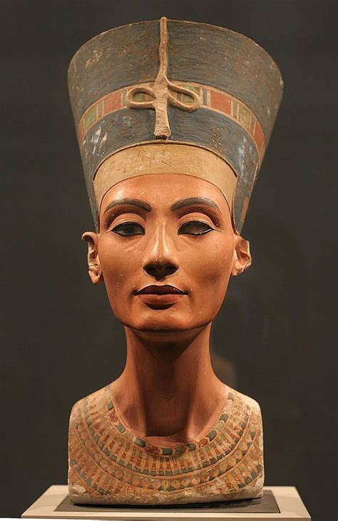 Secret Chamber Found Inside King Tuts Famous Tomb May Solve Hunt For Nefertiti Nz Herald