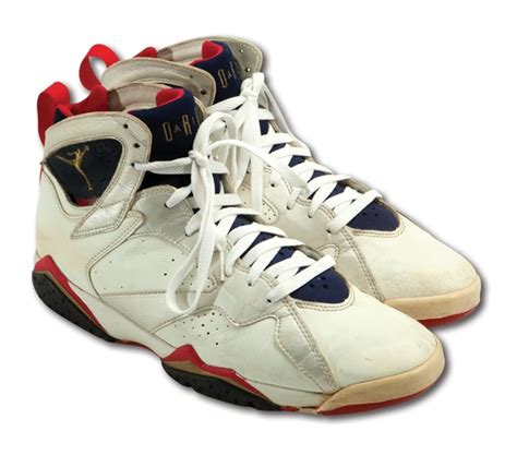 Former nba veteran, quentin richardson, was one of the few players who his airness, himself, had selected to represent his brand. Five Sneakers Worn In-Game by Michael Jordan Are For ...