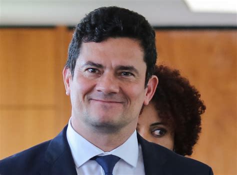 Sérgio fernando moro (brazilian portuguese: Sérgio Moro elogia ministro que prendeu Pezão | Poder360